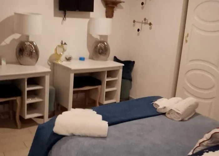 Tinnyhouse